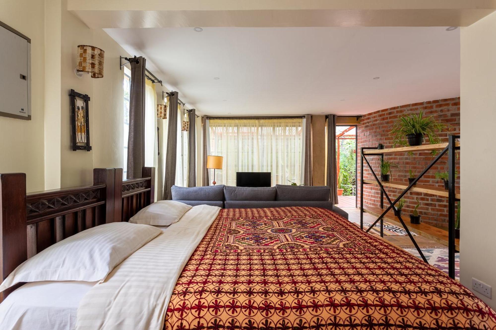 Apartment The Jungle Oasis With Heated Pool