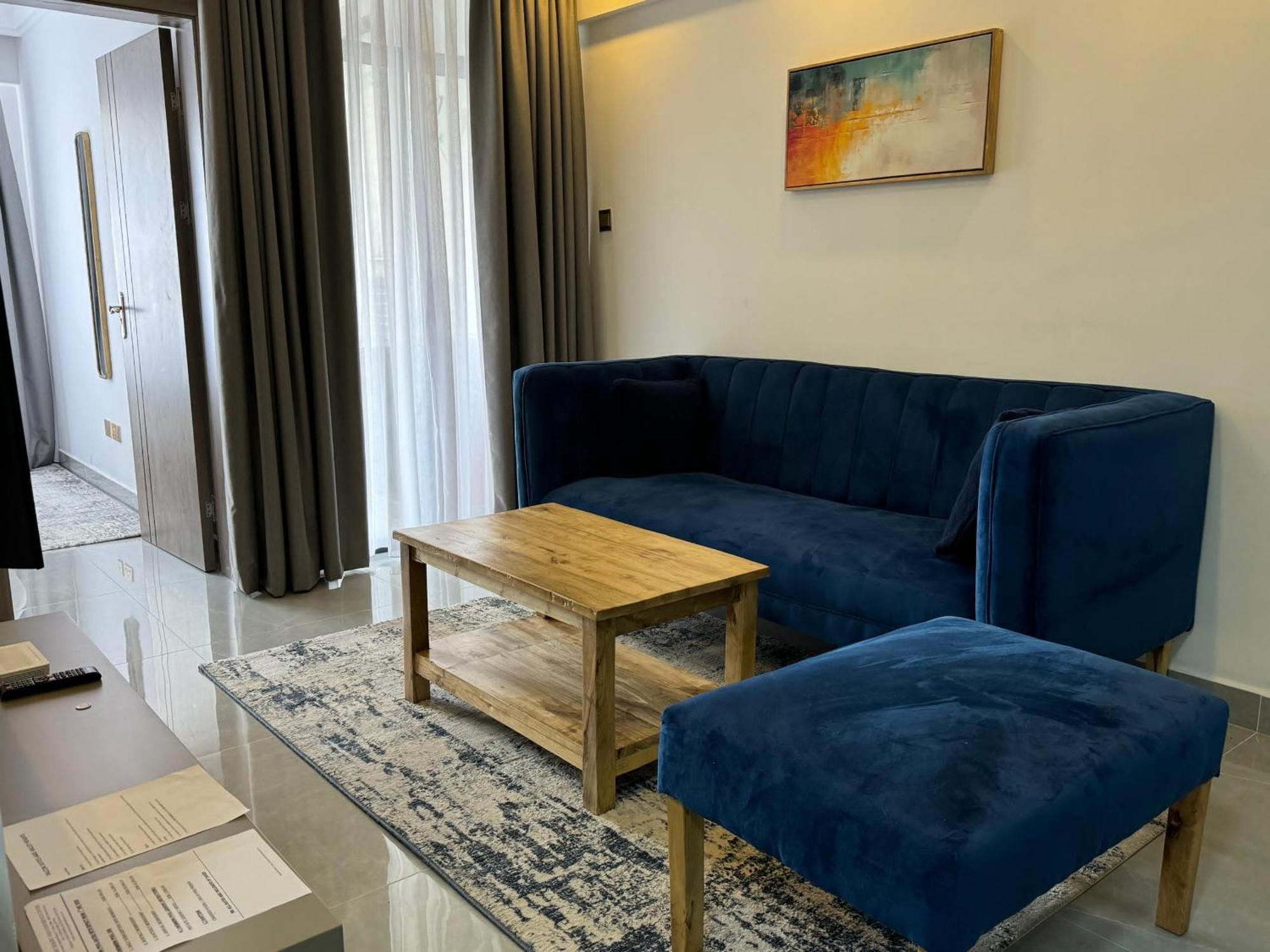 Valley Heights Apartment *