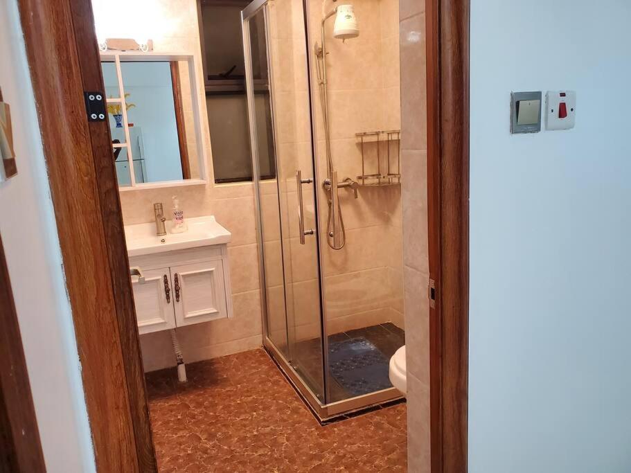 Serenity 2br Near Yaya Center, Kilimani * Nairobi
