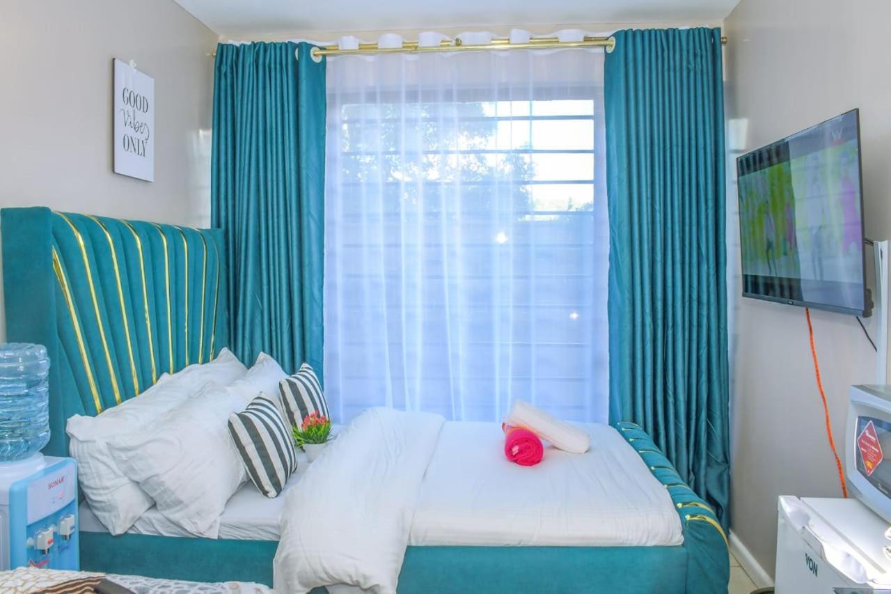 Annie Luxury Homes *