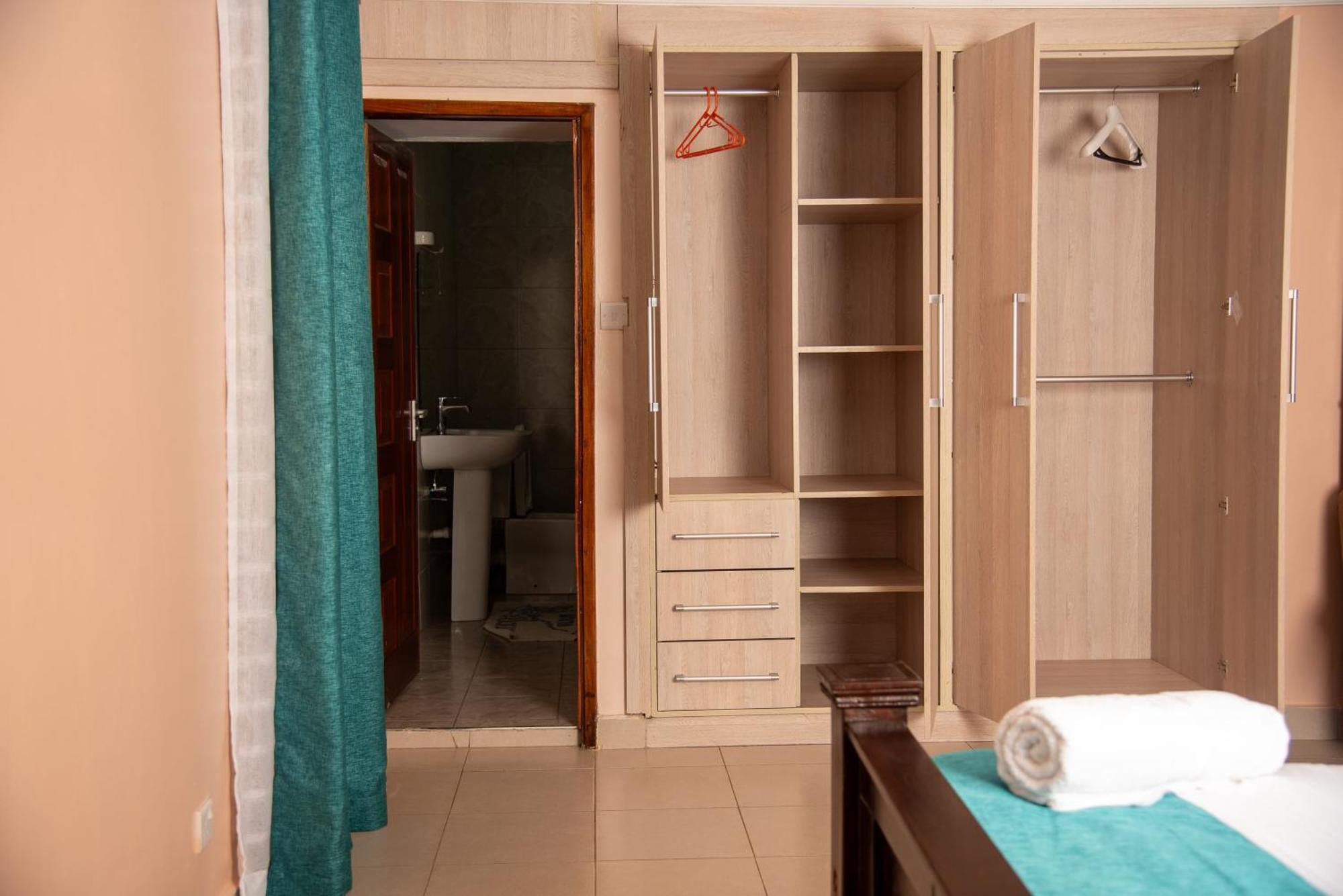 Four Bedroom In Kilimani * Nairobi