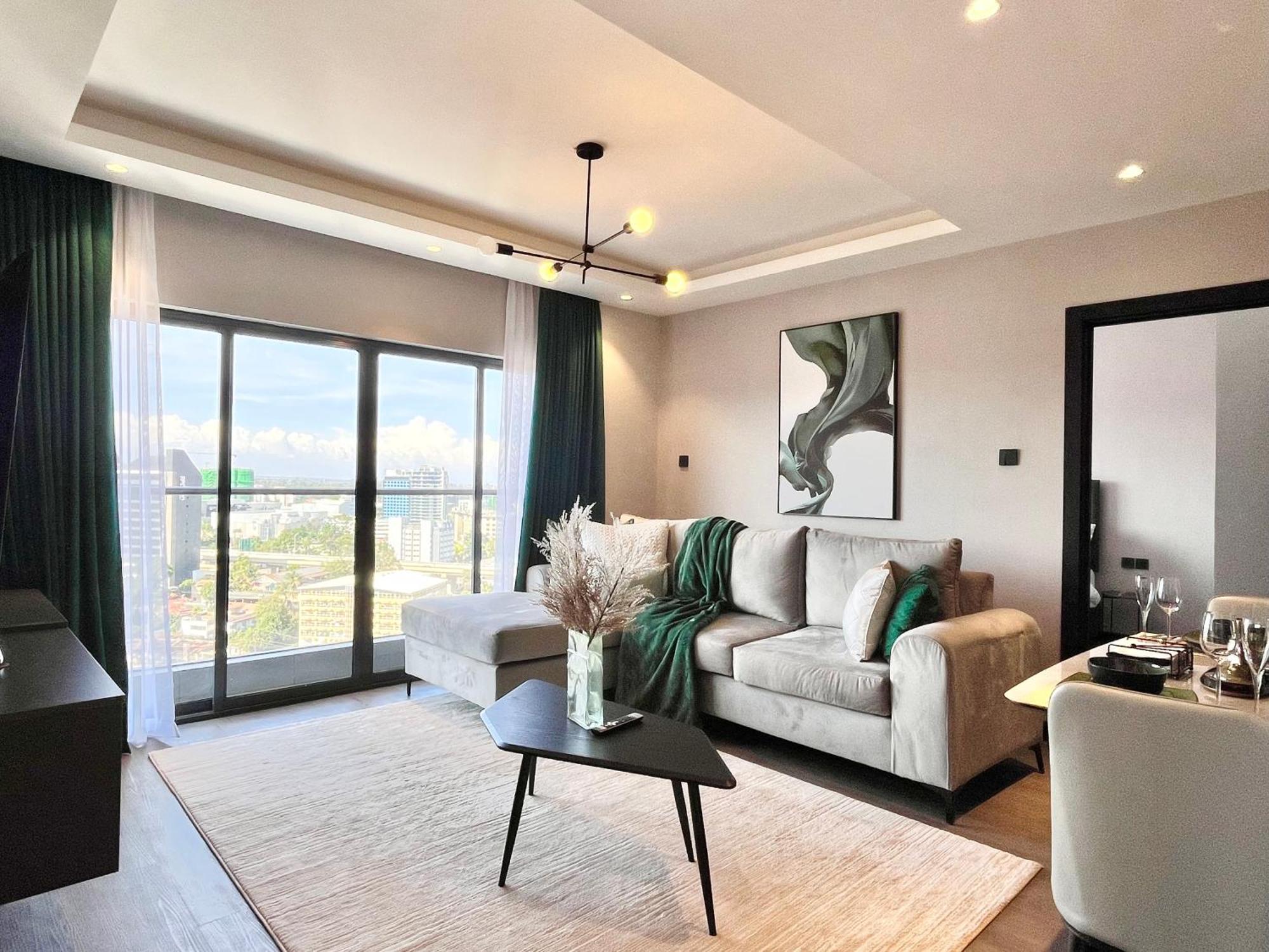 Escada Nairobi