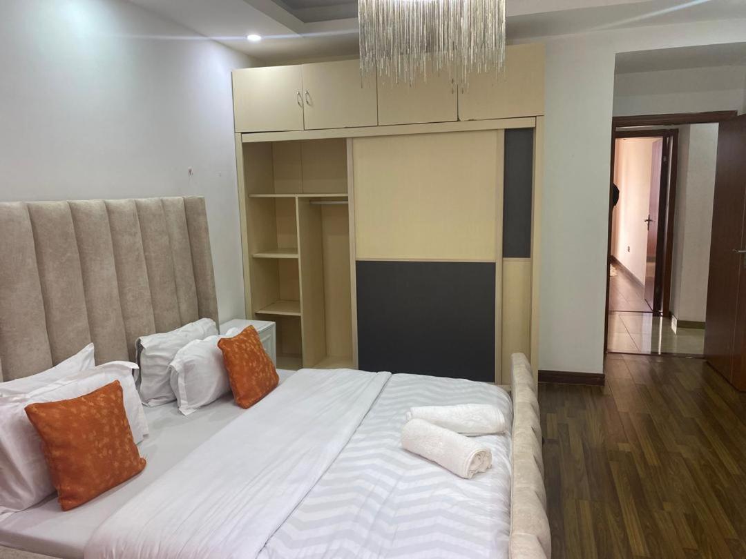 Maasaifari Silver Harbor Apartment