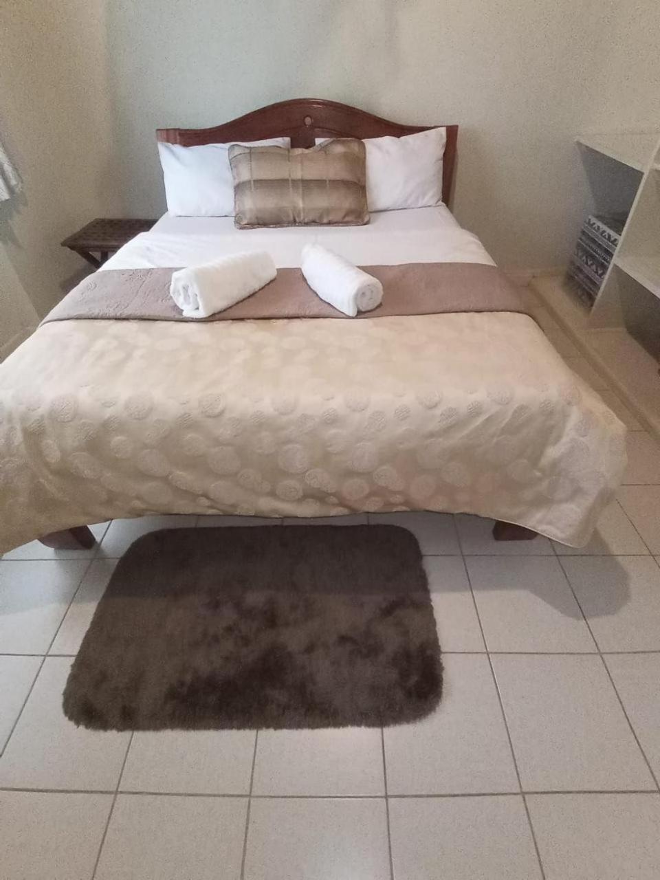 1b Jr Kileleshwa Apartment Nairobi