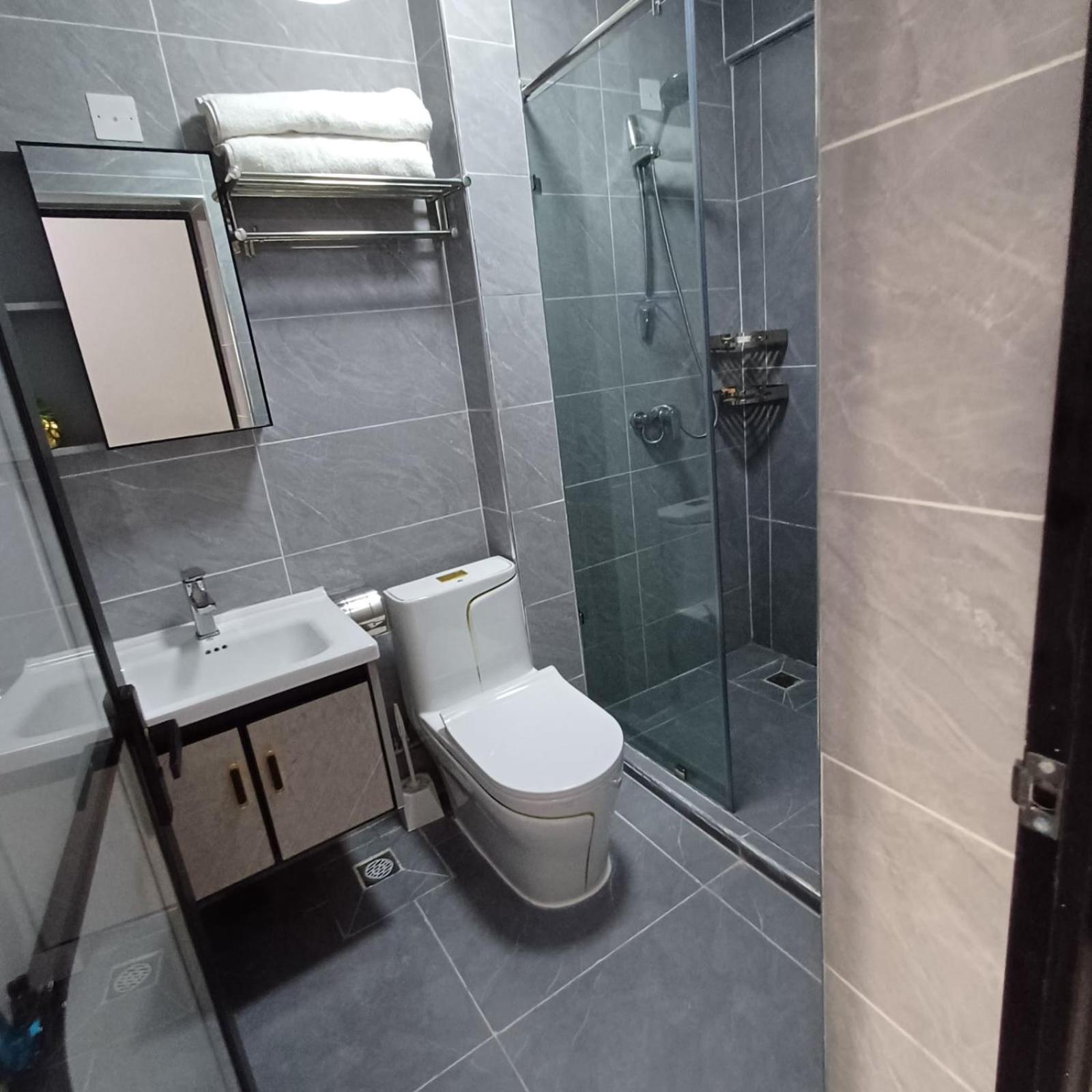 Smarthomes Serviced *