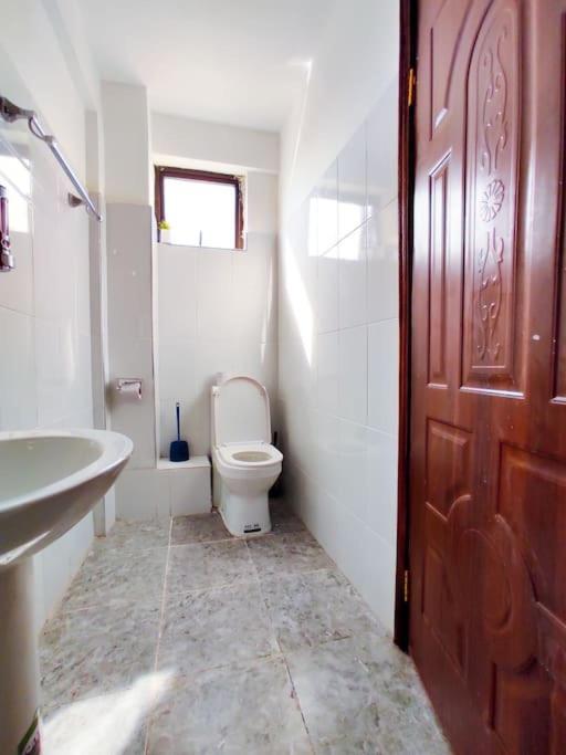 The Crooner Lounge Apartment Nairobi