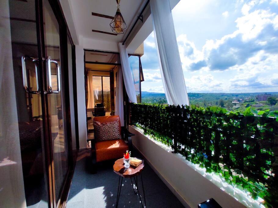 The Crooner Lounge * Nairobi