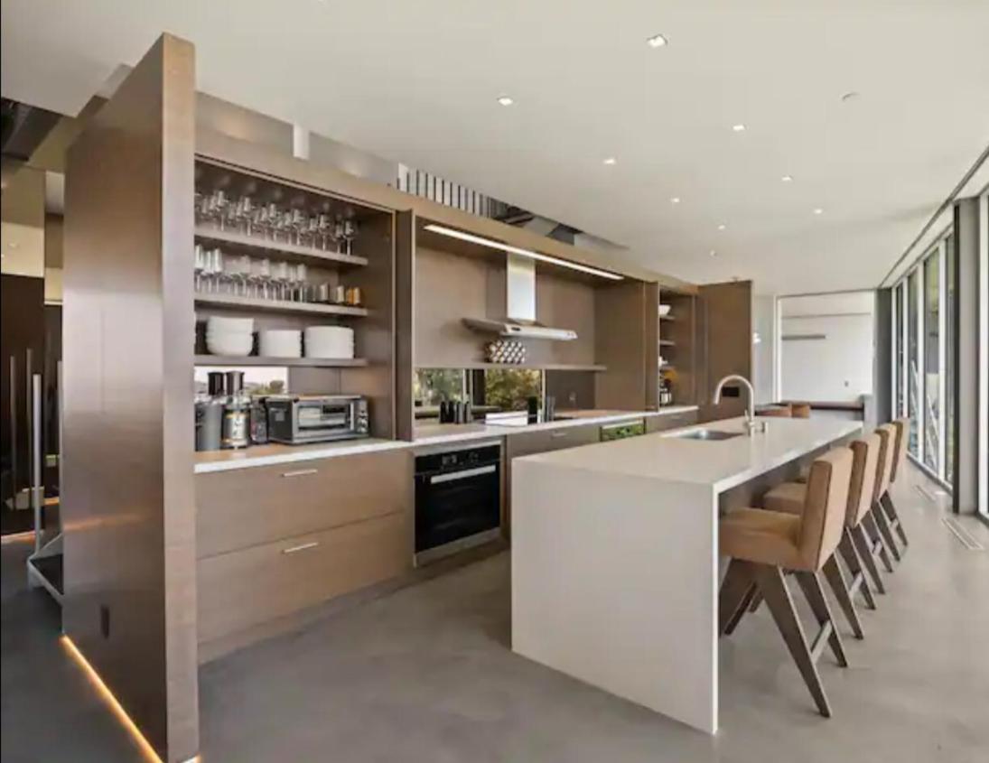 Apartment Avensis *