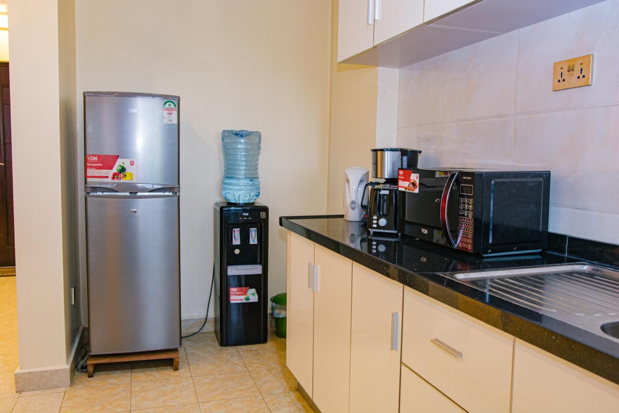 Elegant 2 Bedroom Kileleshwa - Free Netflix, Parking, Superfast Wifi, Views Of Arboretum * Nairobi
