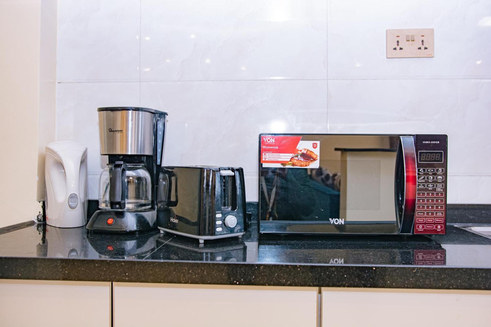 Elegant 2 Bedroom Kileleshwa - Free Netflix, Parking, Superfast Wifi, Views Of Arboretum