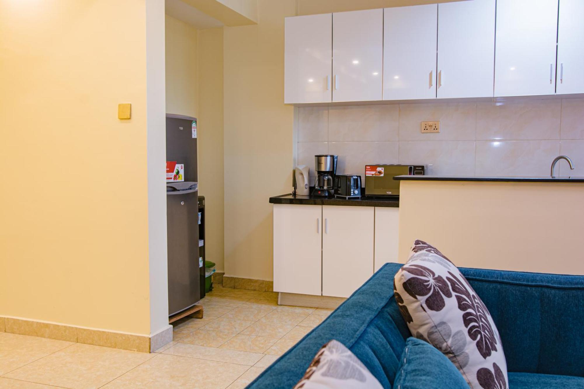 Elegant 2 Bedroom Kileleshwa - Free Netflix, Parking, Superfast Wifi, Views Of Arboretum * Nairobi