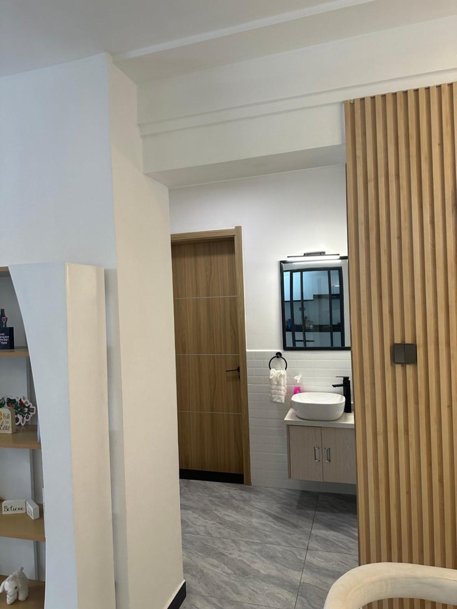 Elegant Spacious Two Bedroom Apartment-swimming Pool Included Apartment Nairobi