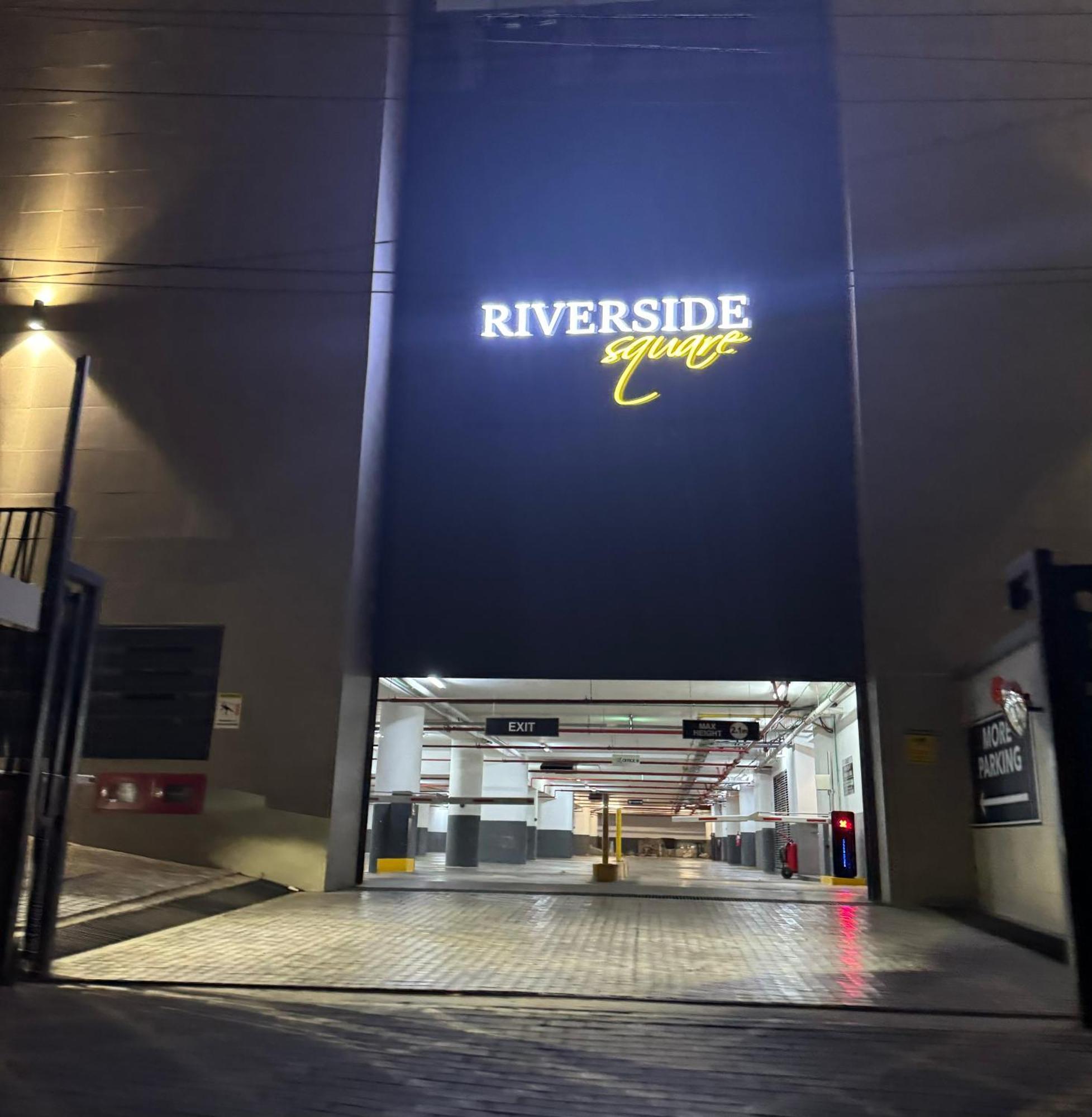 Riverside Lux 2bedroom With Skyline Views *