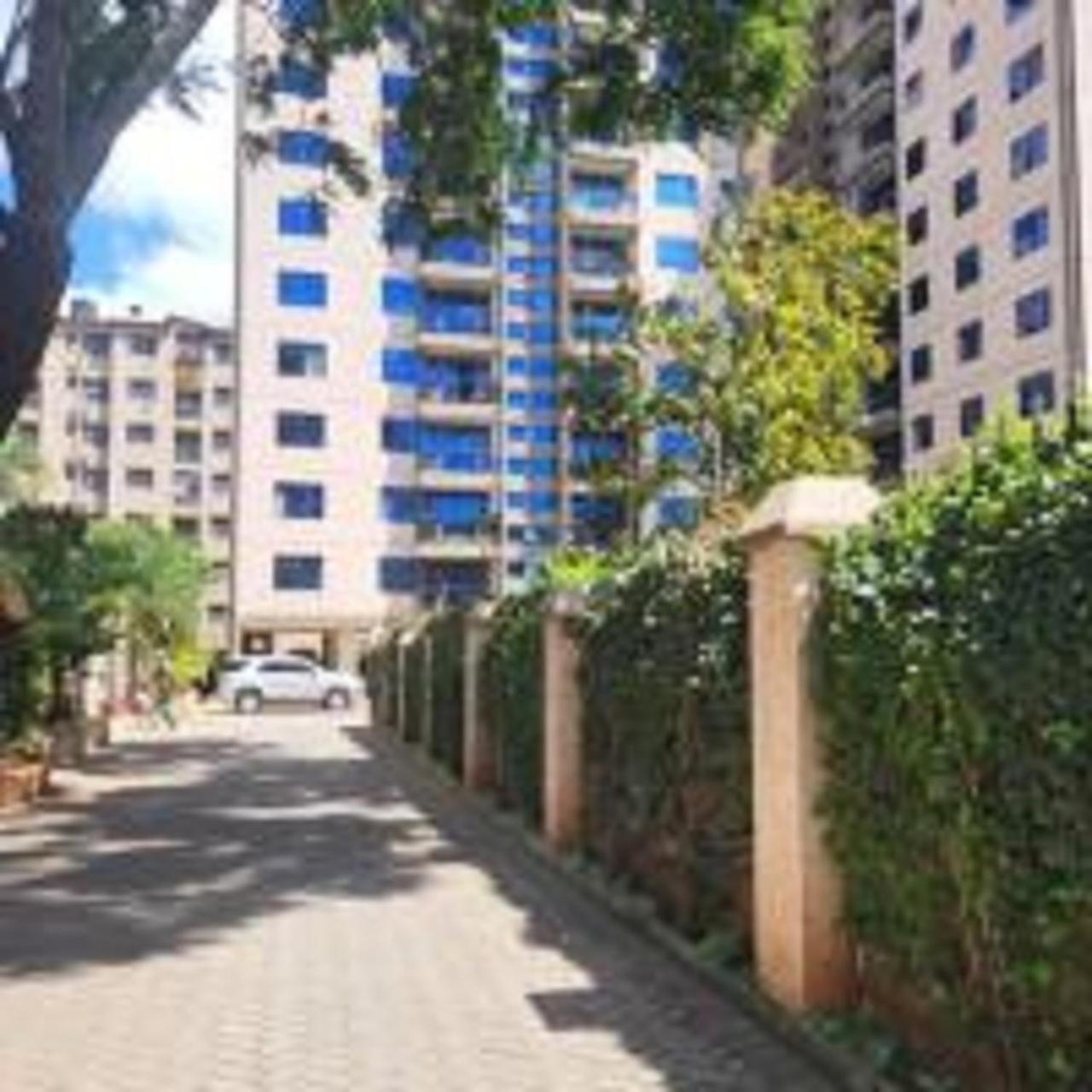 Cozy Kilimani Valley Acarde Area Apartment Nairobi