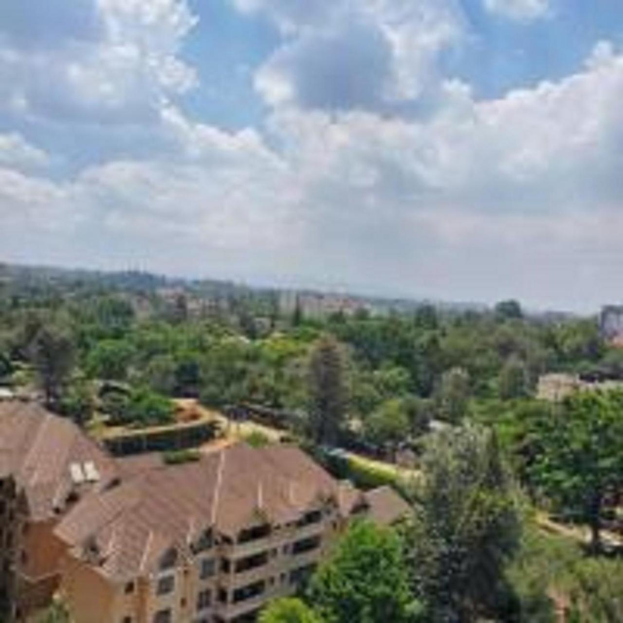 Cozy Kilimani Valley Acarde Area Apartment Nairobi