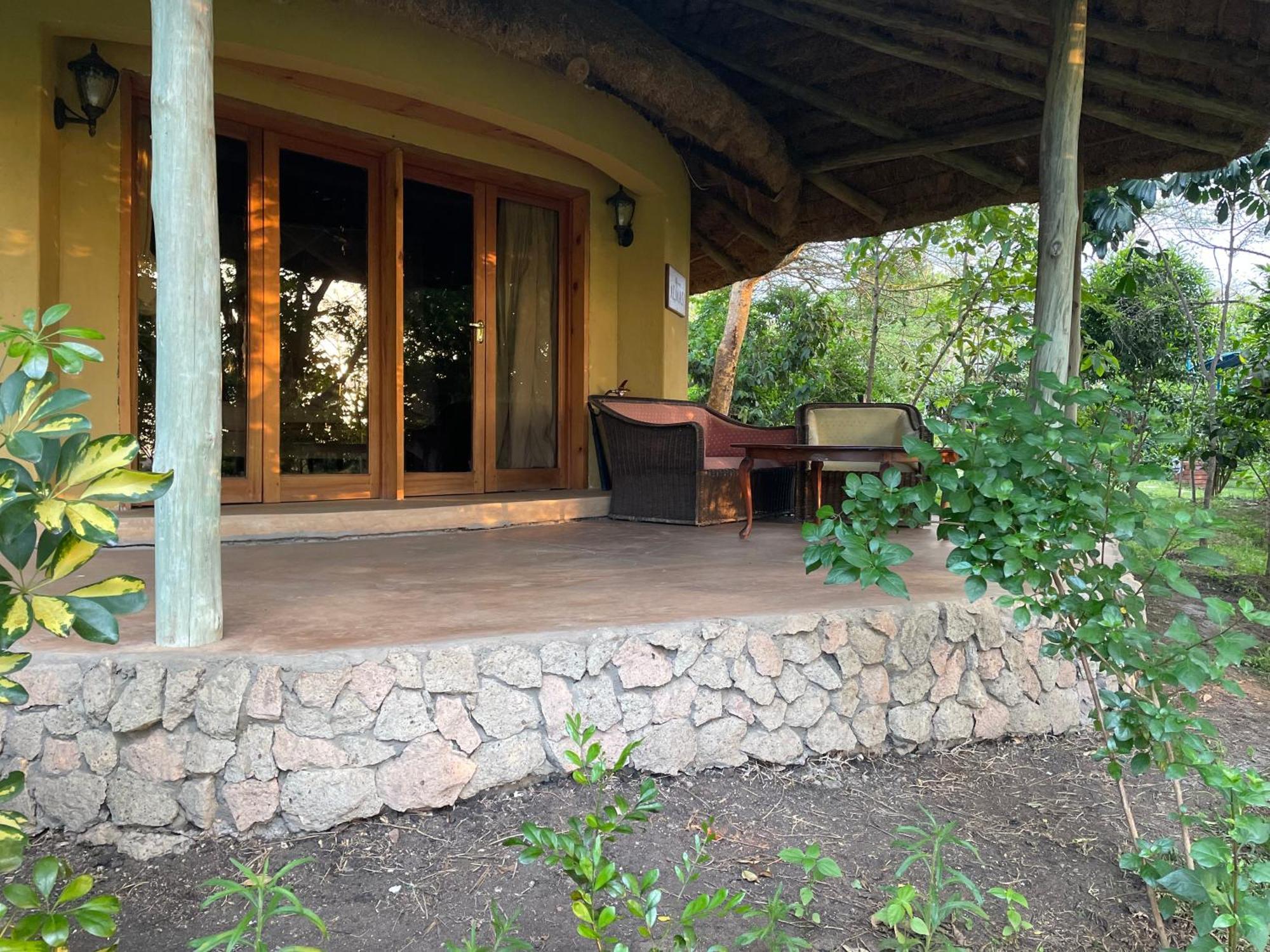 Nzuri House *