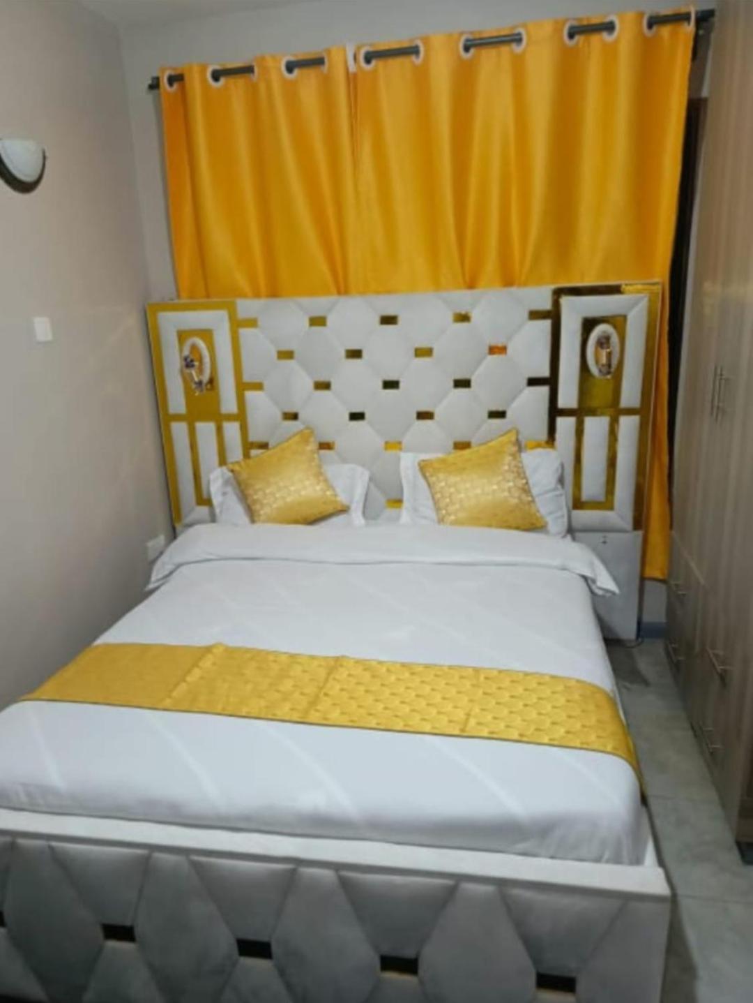 Bed & Breakfast Studio Bnb Near Junction Mall