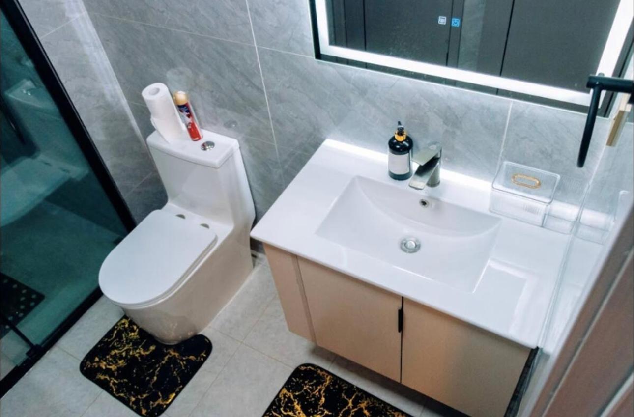 Modern Luxury 1br Apartment *