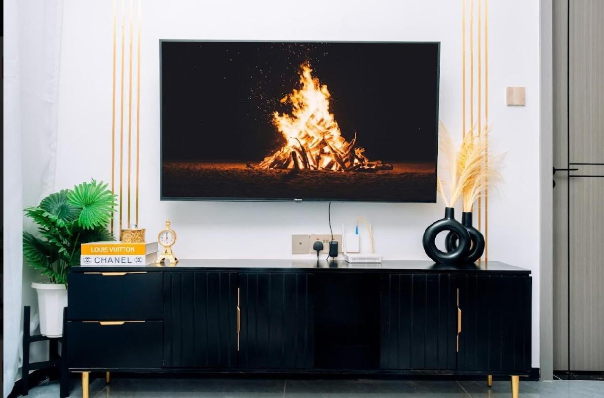 Modern Luxury 1br Apartment