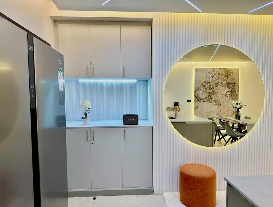 Grand 808 -brand New Luxurious 1 Bedroom