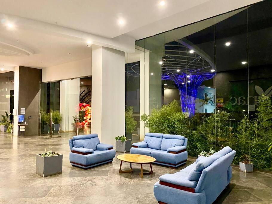 Apartment Grand 808 -brand New Luxurious 1 Bedroom *