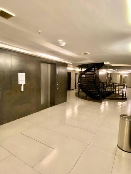 Grand 808 -brand New Luxurious 1 Bedroom Nairobi