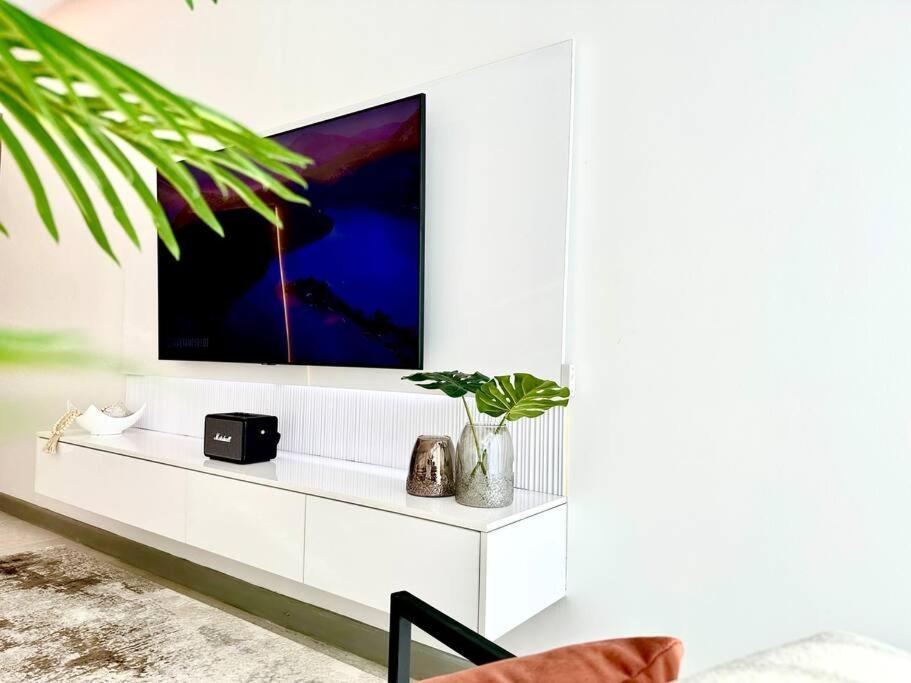 Apartment Grand 808 -brand New Luxurious 1 Bedroom Nairobi