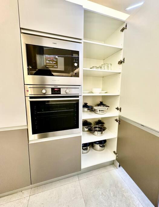 Grand 808 -brand New Luxurious 1 Bedroom Nairobi