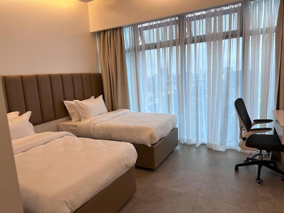 Apartment Skyfall - Brand New Ultra Luxurious 2 Bedroom *