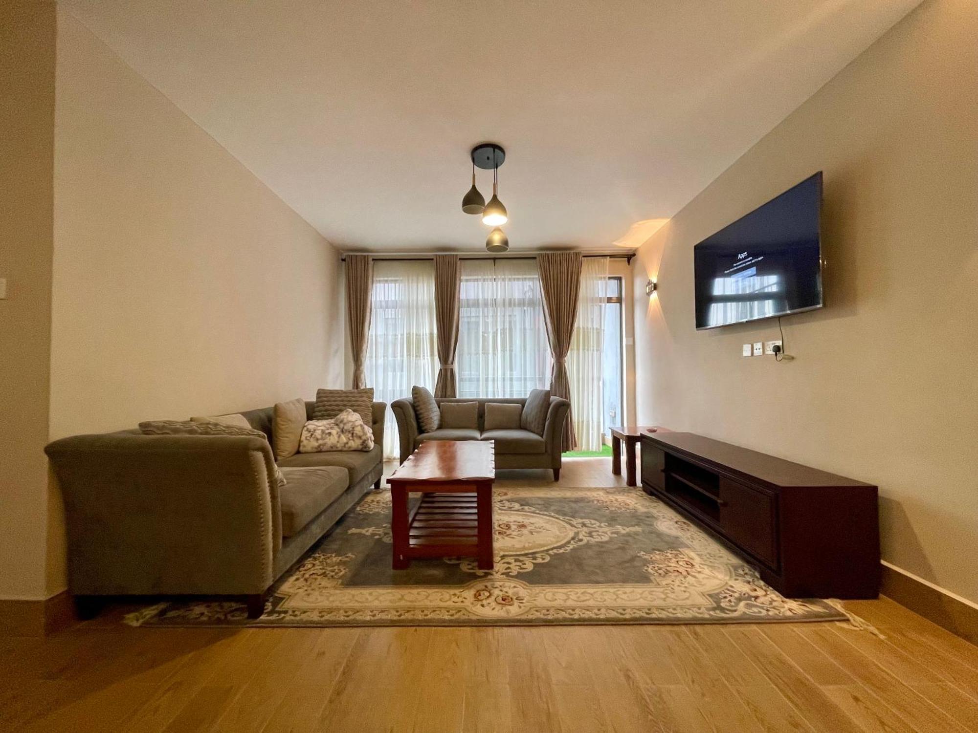 Apartment Executive 3-bed In Kitusuru ,