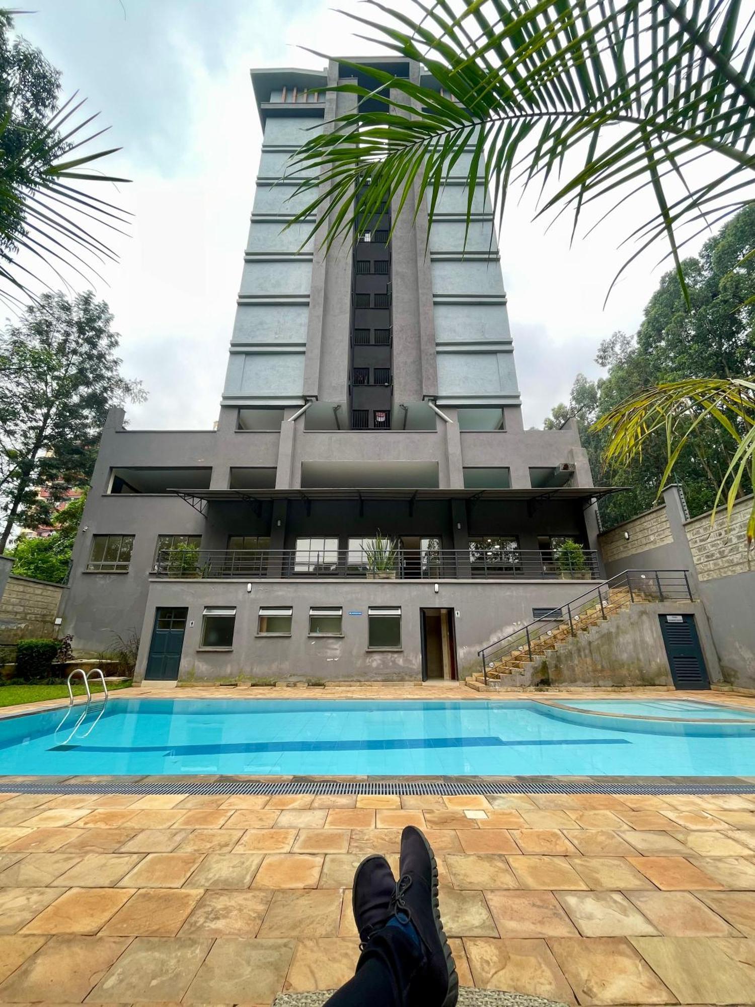 Executive 3-bed In Kitusuru , Apartment