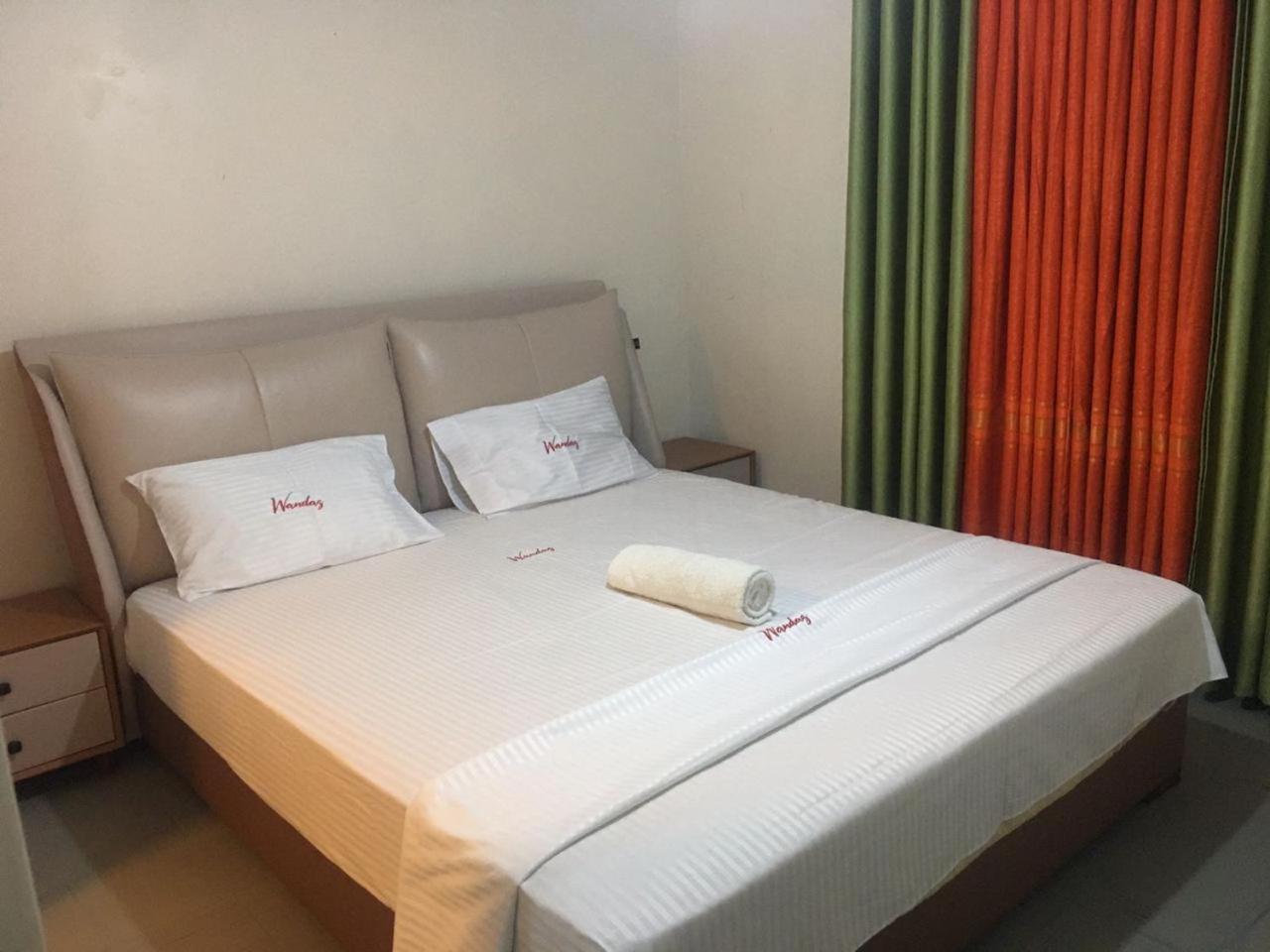 Fully Furnished 3bedroom Near Airport *