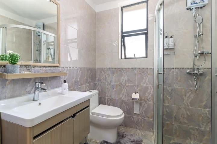 Upscale 3bd 2 & Half Bath Kilimani With Pool & Gym