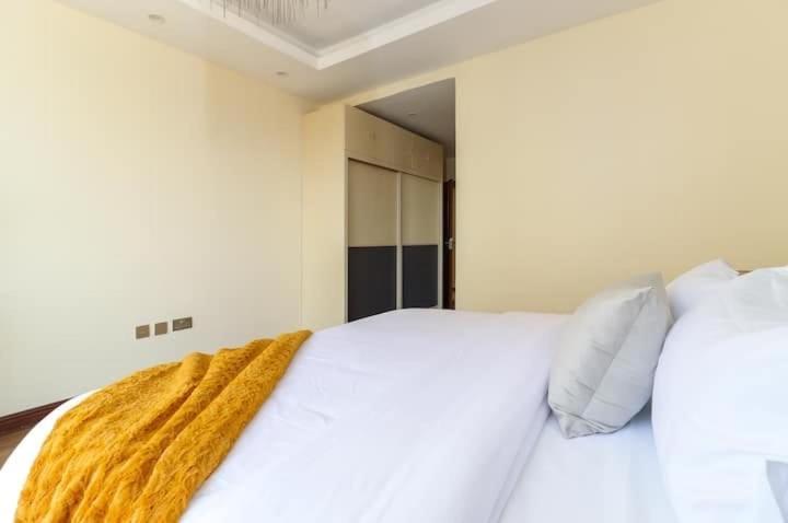 Upscale 3bd 2 & Half Bath Kilimani With Pool & Gym Apartment *