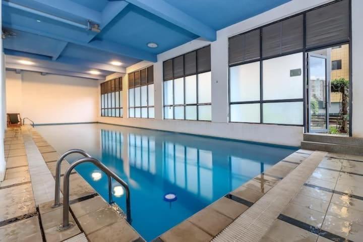 Upscale 3bd 2 & Half Bath Kilimani With Pool & Gym Apartment *