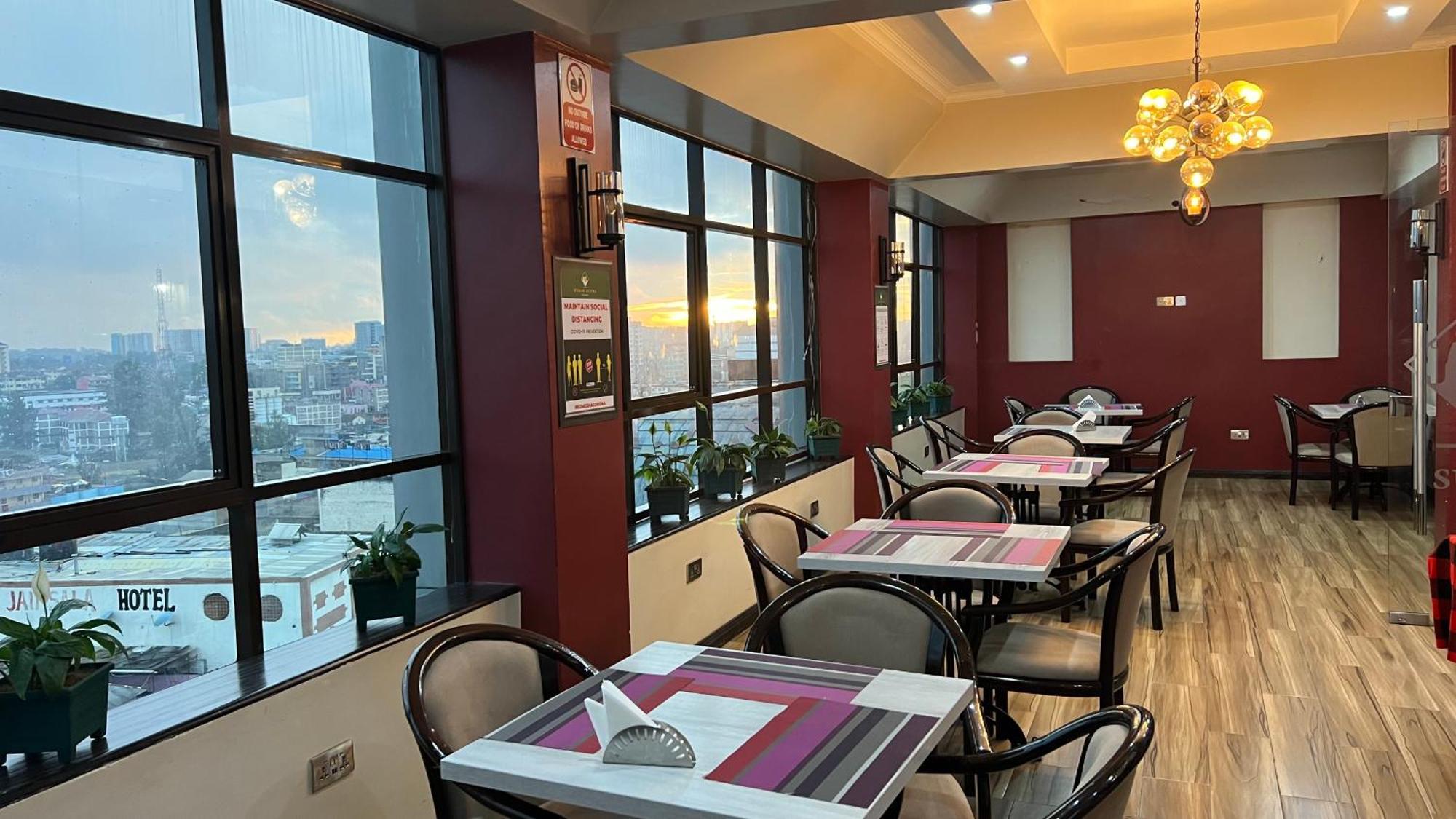 Hemak Hotel 4*