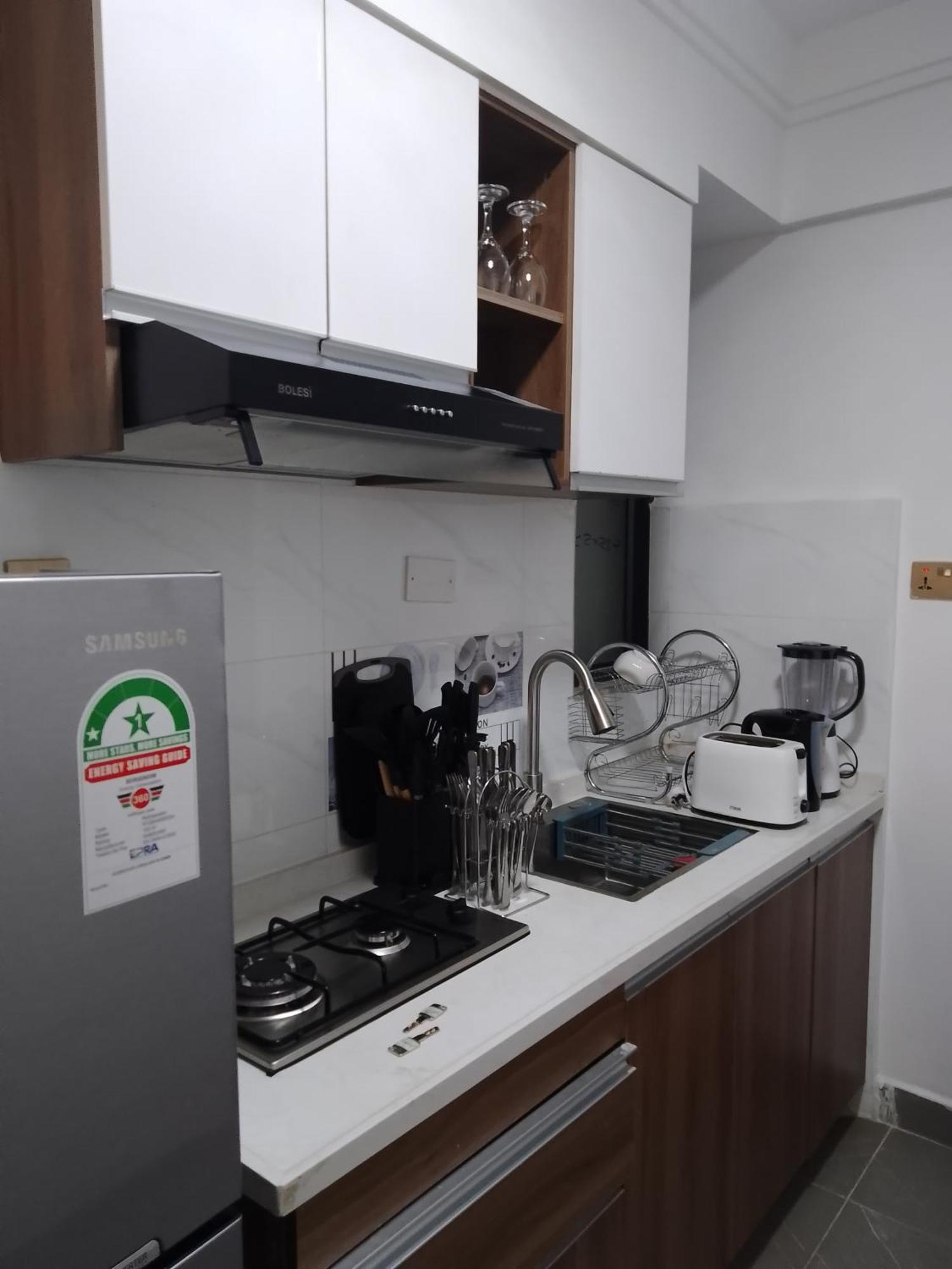Cosy Condos, Lavington Apartment
