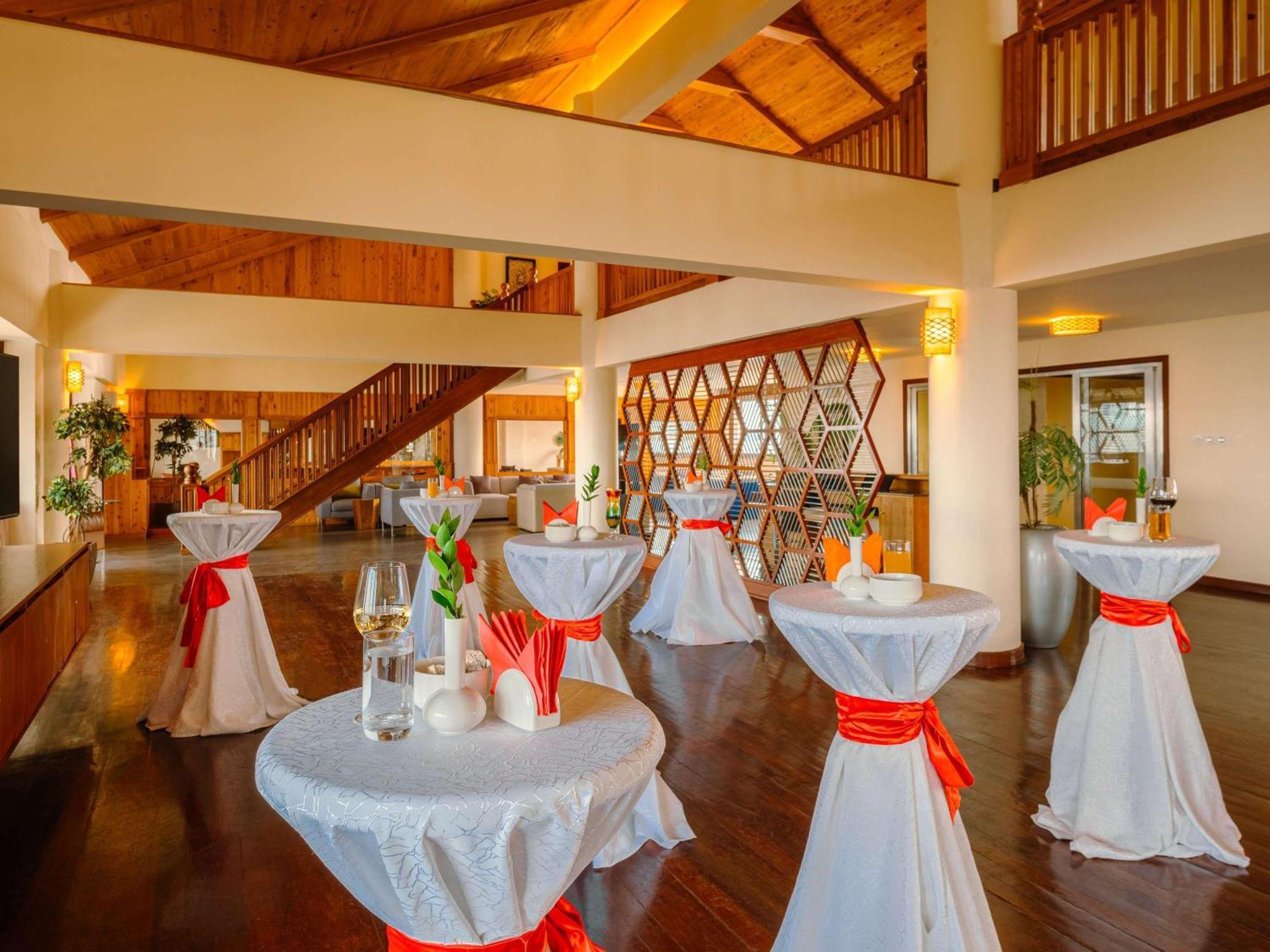 Moevenpick & Residences Hotel 5*
