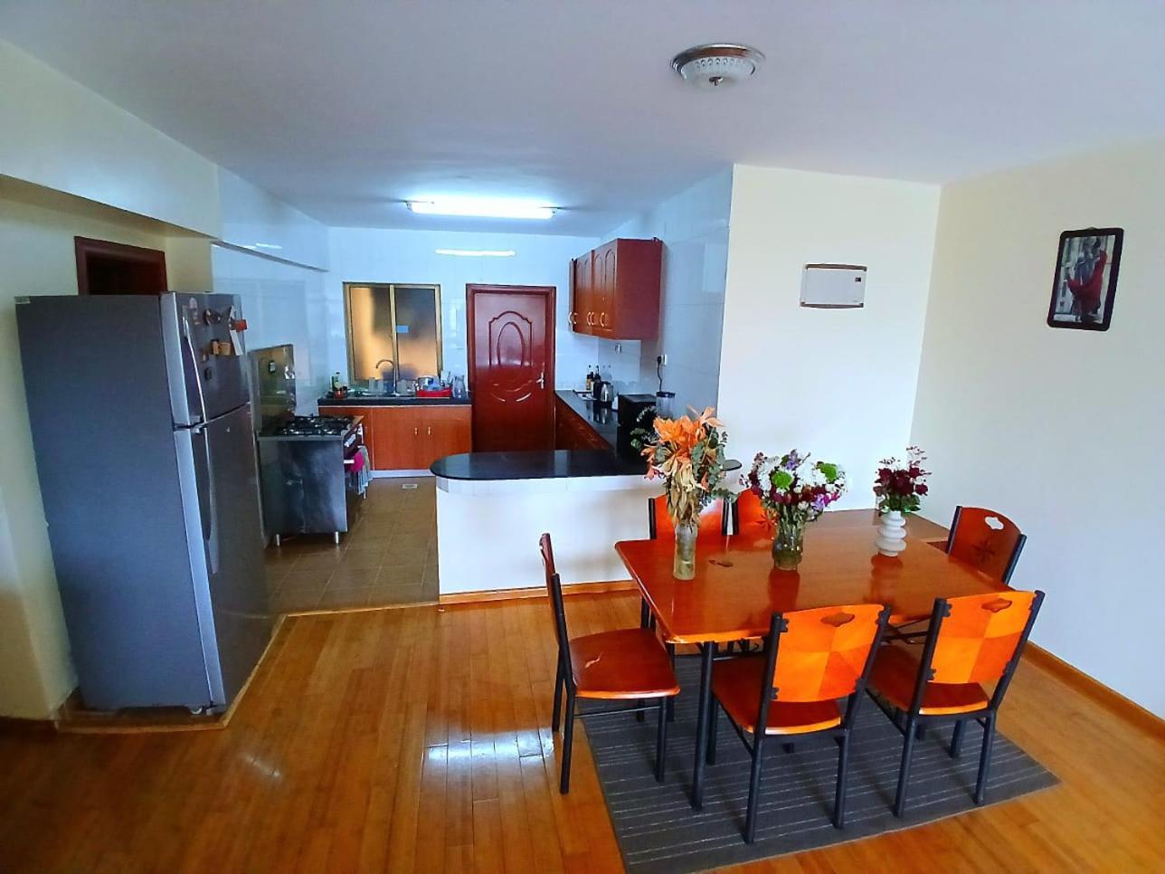 Homestay House Share-lavington Room1 *