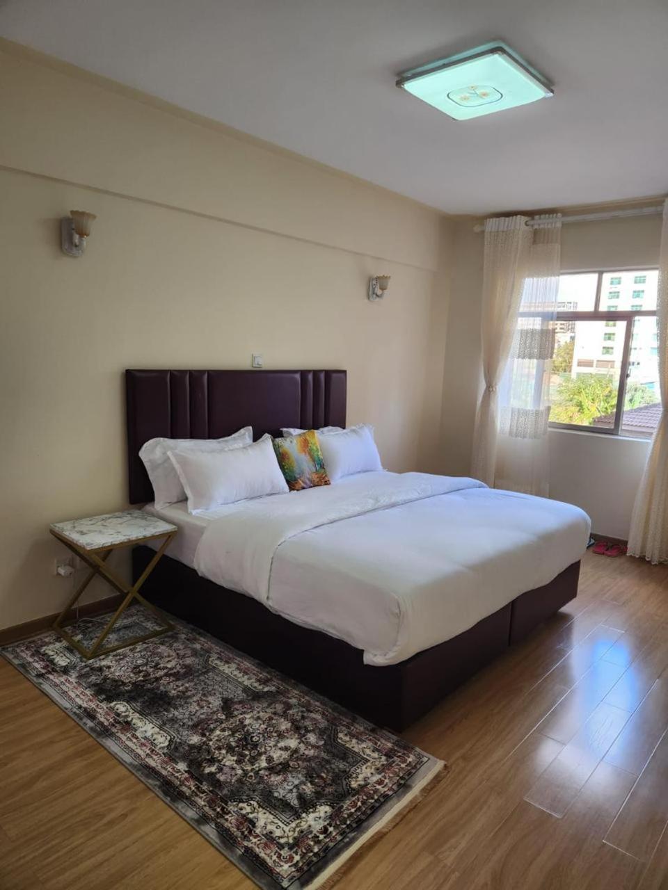Sapphire Court * Nairobi