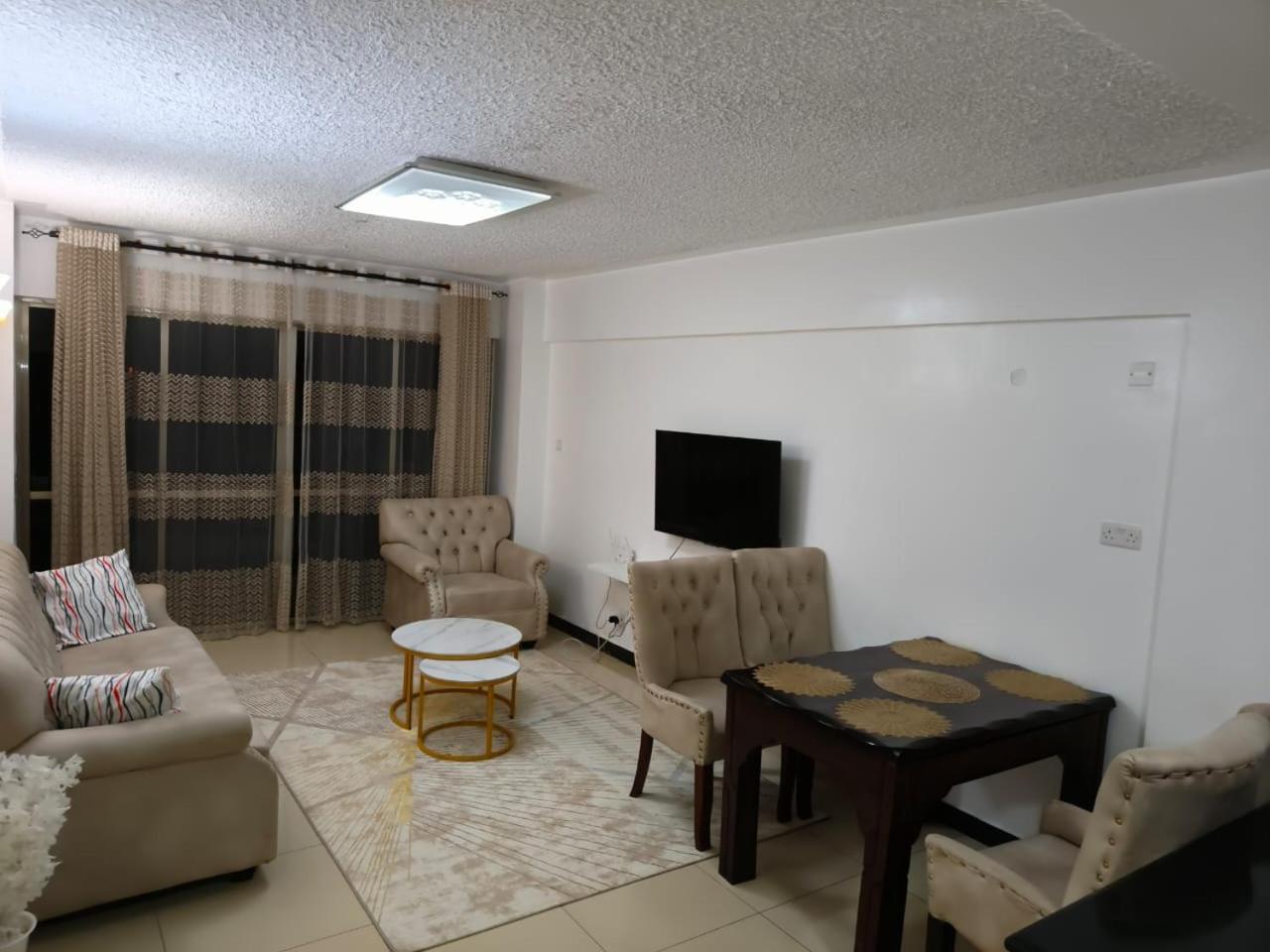 Apartment Pines Court Nairobi