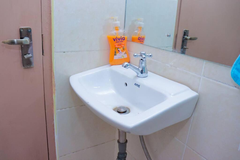 Luxurious One Bedroom Furnished In South B,nairobi Along Mombasa Road Apartment