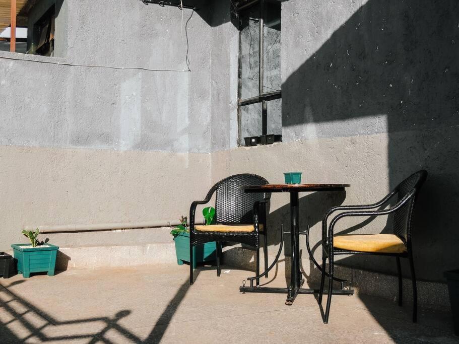 Snuggly 1br Apartment