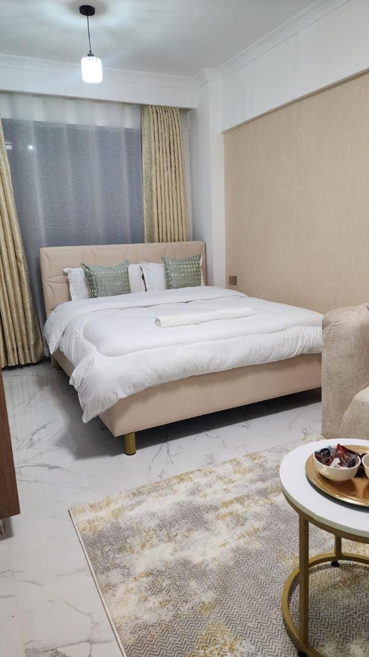 Cozy In Kilimani Near Yaya Center Apartment *