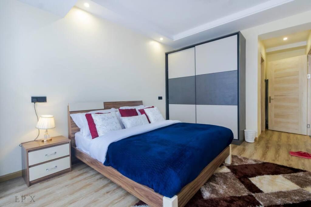 2 Bedroom Lavington Apartment