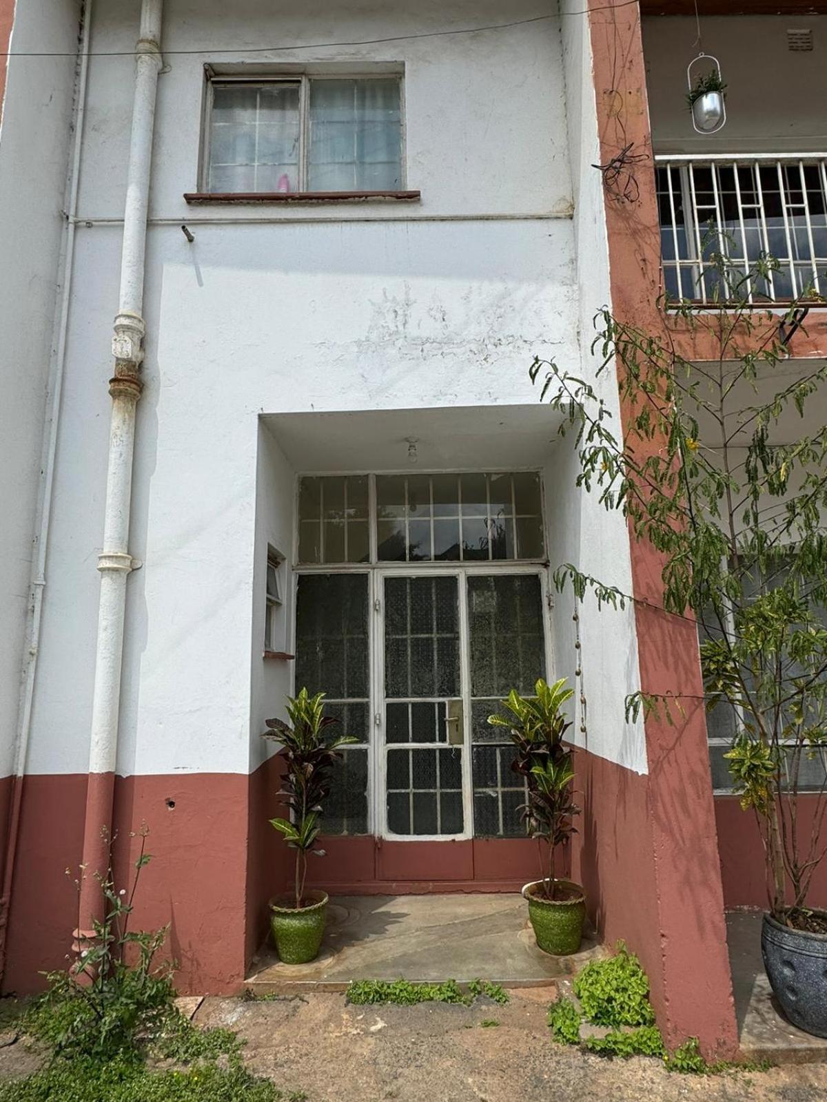 Rose Avenue 100 * Nairobi