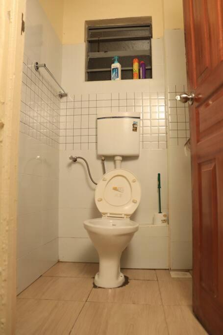 Apartment C&m Kenyatta Road, Kalimoni Gs *
