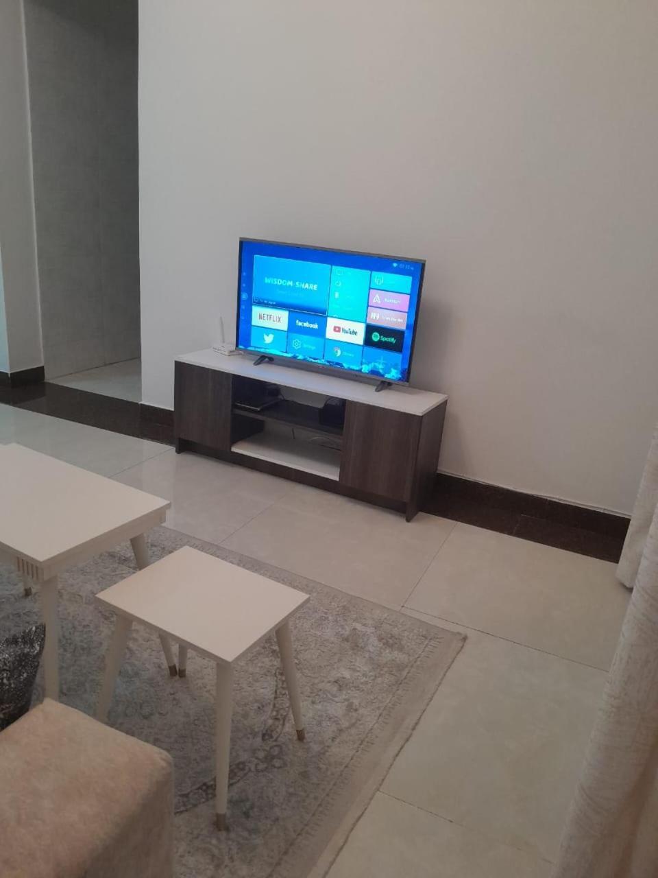 Spring Gardens Apartment *