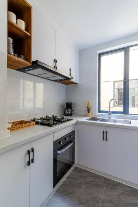 Sunset Skyline Alba By Yourhost, 1 Bedroom, Nairobi