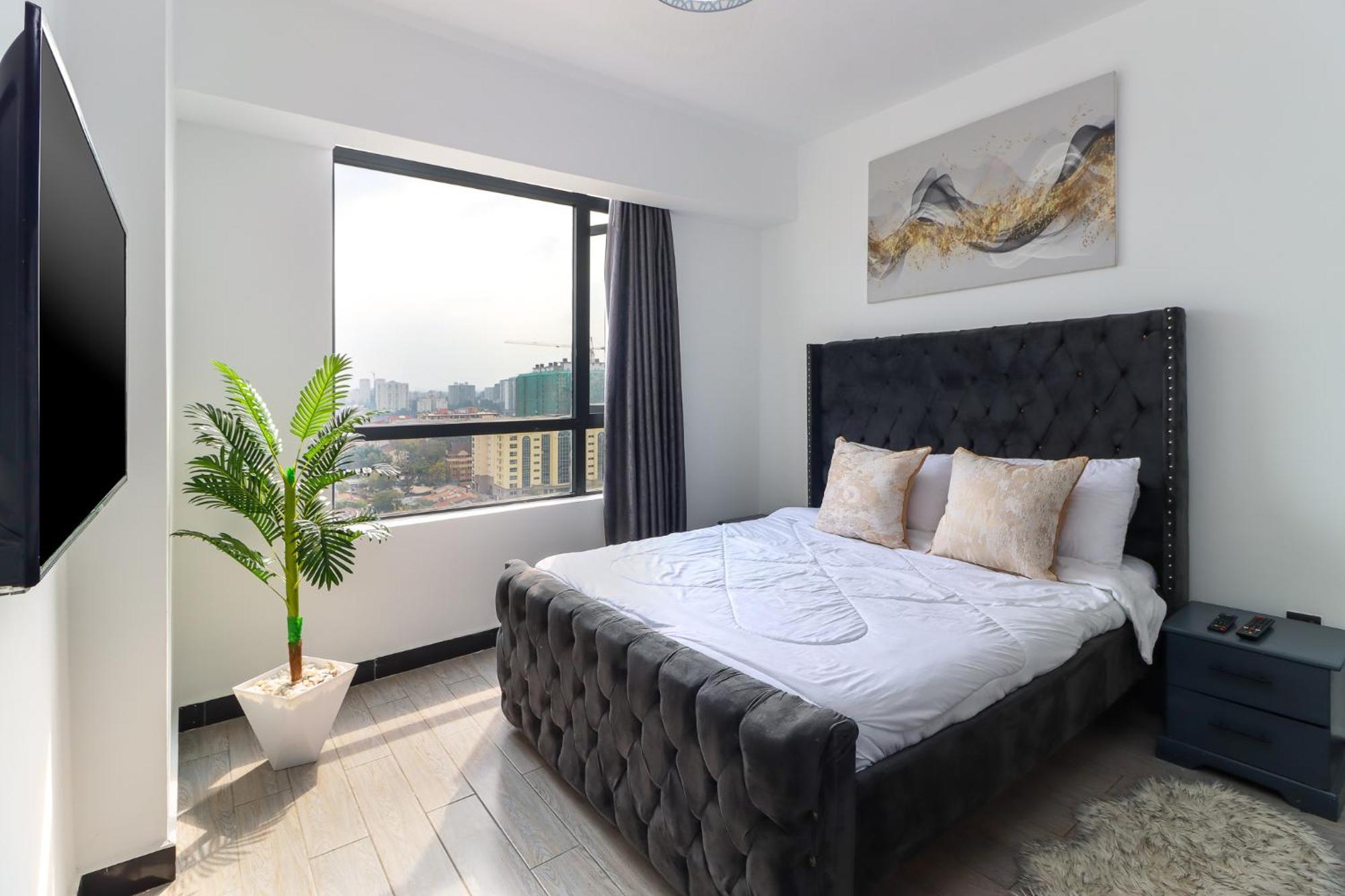 Nyumbani Oasis - Tastefully Furnished Three Bedroom In Kilimani Apartment *